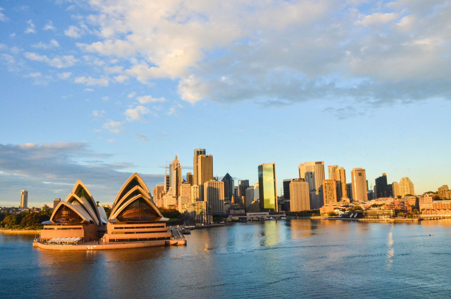 Moving to Australia from Canada? Premiere Can Help Premiere Van Lines